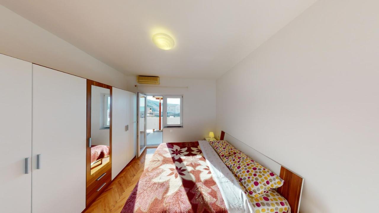 Apartments Riva Метайна Екстериор снимка