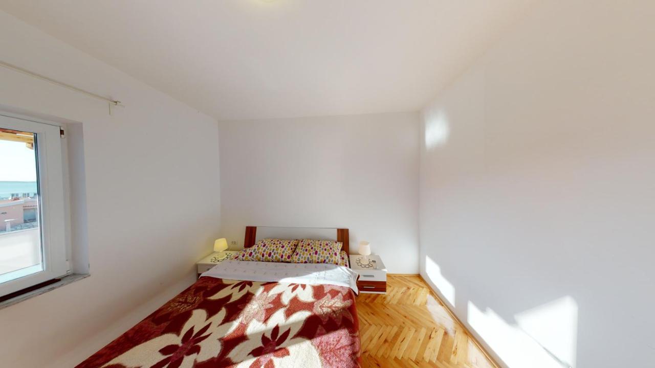Apartments Riva Метайна Екстериор снимка