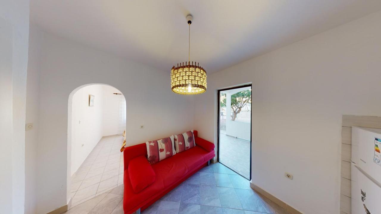 Apartments Riva Метайна Екстериор снимка