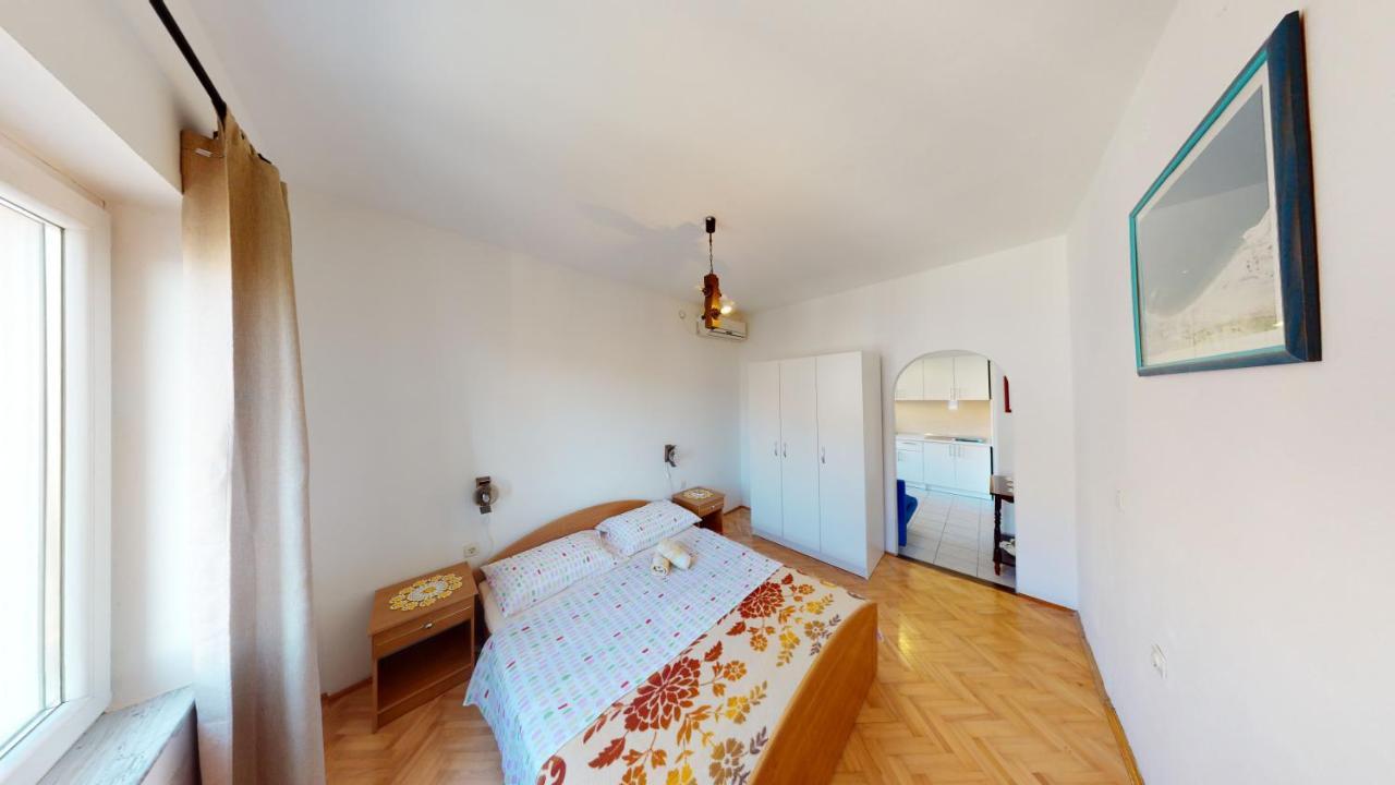 Apartments Riva Метайна Екстериор снимка